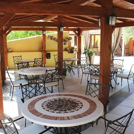 Alojamento de Acomodação e Pequeno-almoço La Vigna 3*