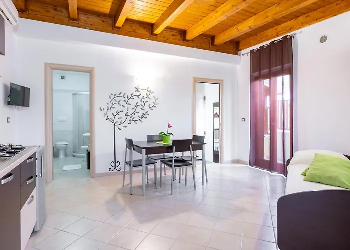 לינה וארוחת בוקר La Vigna פסקיצ'י